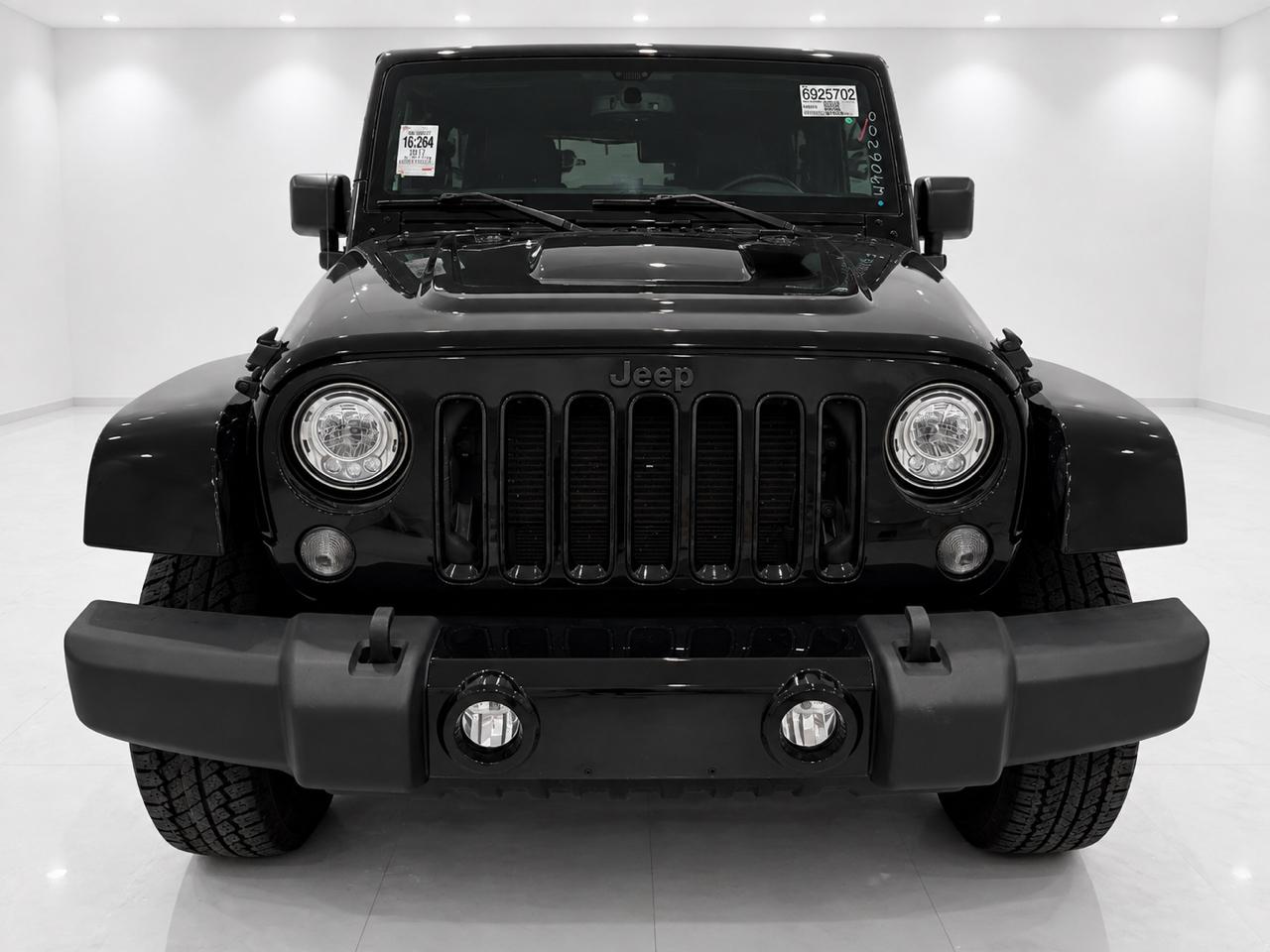 Jeep Wrangler Unlimited Sahara 4WD 2017