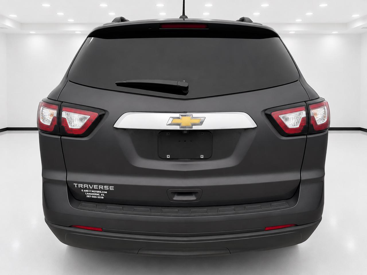 Chevrolet Traverse LS FWD w/PDC 2017