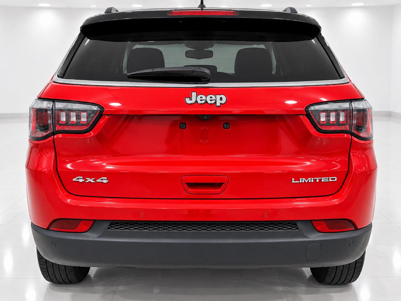 Jeep Compass photo 6