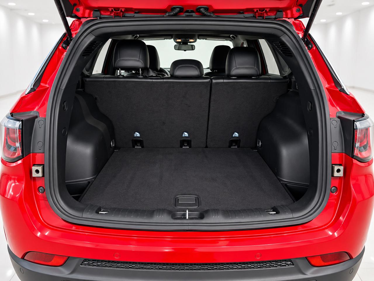 Jeep Compass photo 8