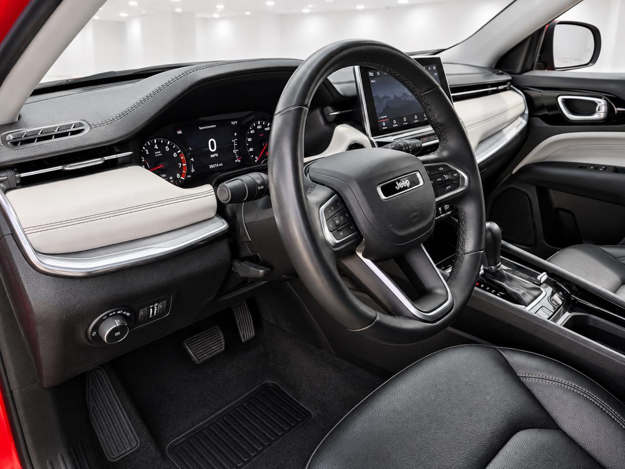 Jeep Compass photo 10