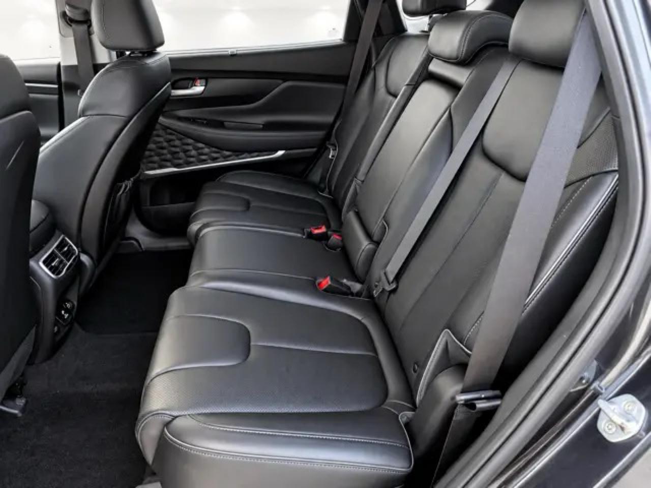 Hyundai Santa Fe Limited AWD 2022