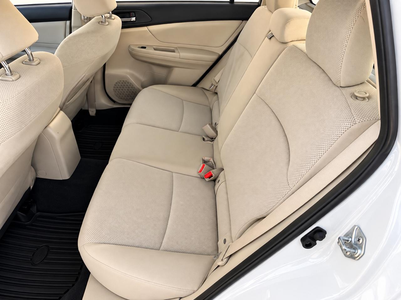 Subaru Impreza Premium Plus 5-Door+S/R 2013
