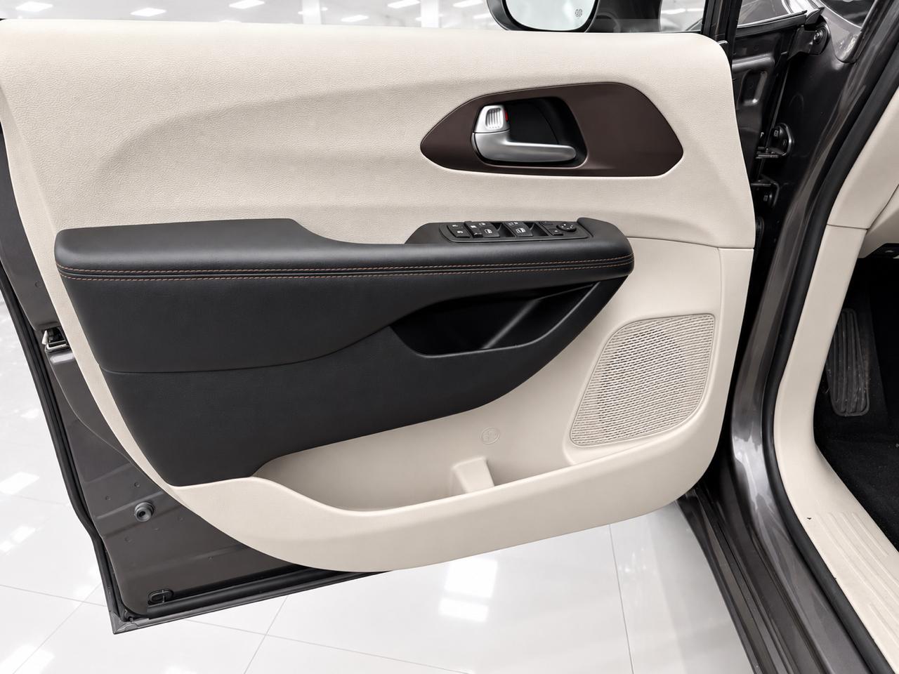 Chrysler Pacifica Touring-L 2018