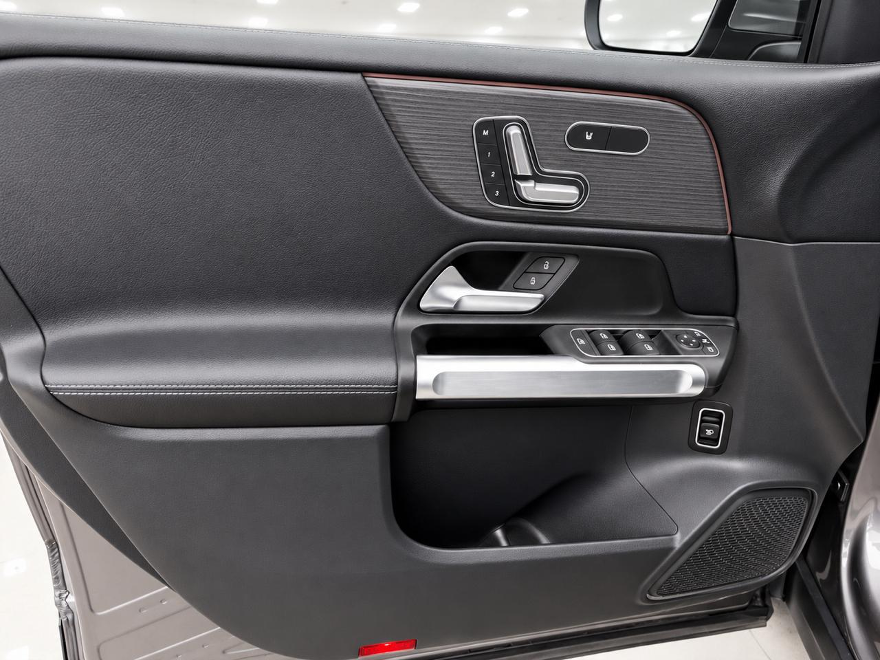Mercedes-Benz GLB-Class GLB 250 4MATIC 2023