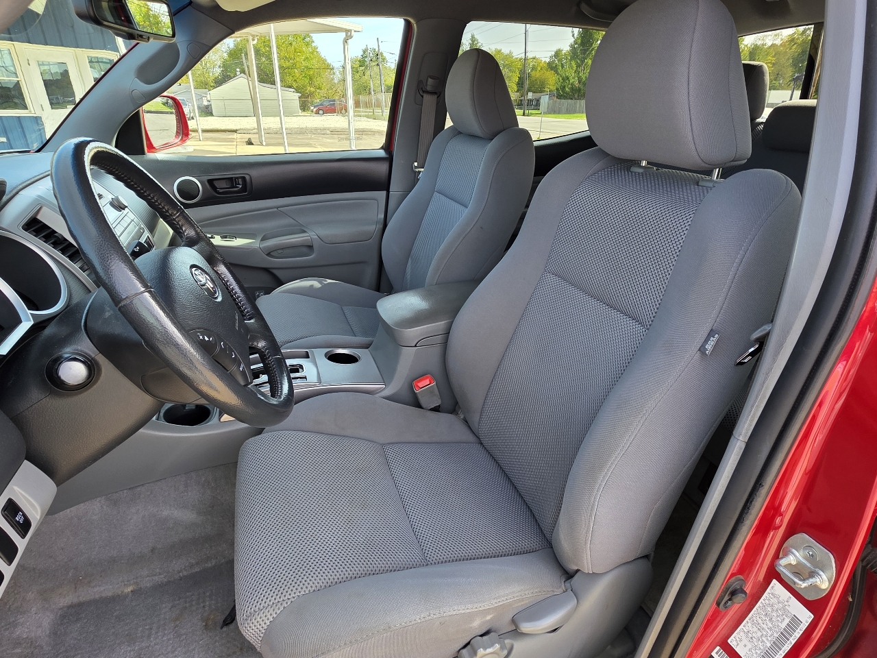 Toyota Tacoma Double Cab V6 4WD 2011