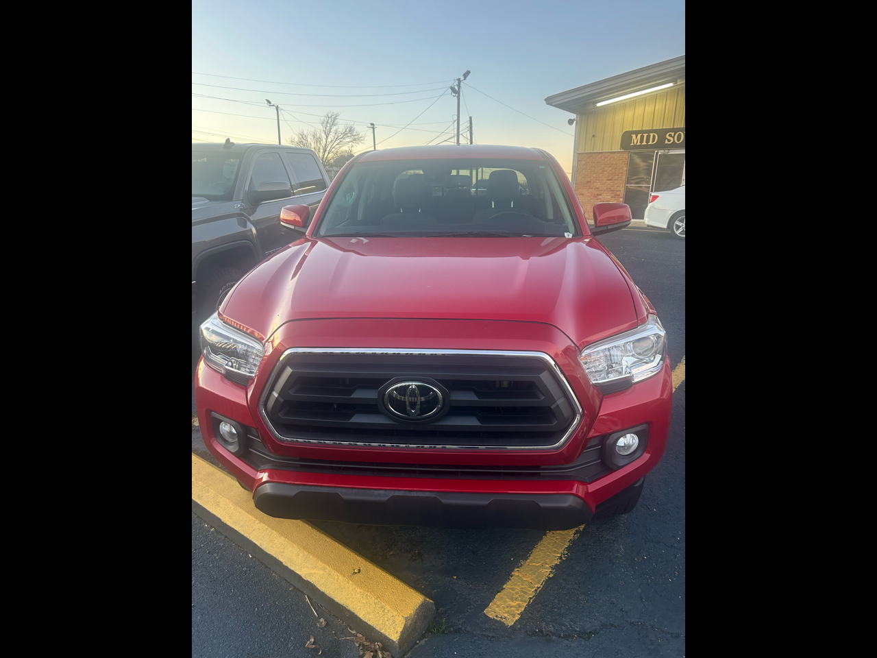2021 Toyota Tacoma 2WD Double Cab V6 AT SR5 (Natl)