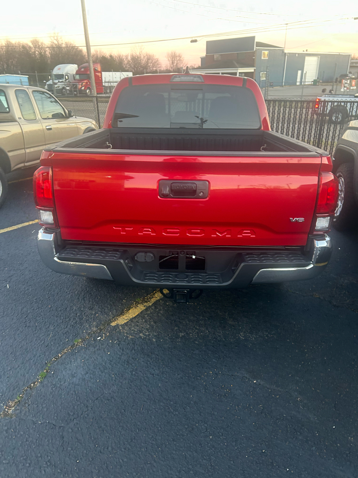 Toyota Tacoma 2WD Double Cab V6 AT SR5 (Natl) 2021