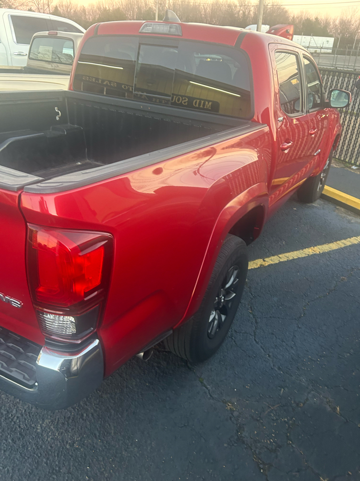 Toyota Tacoma 2WD Double Cab V6 AT SR5 (Natl) 2021