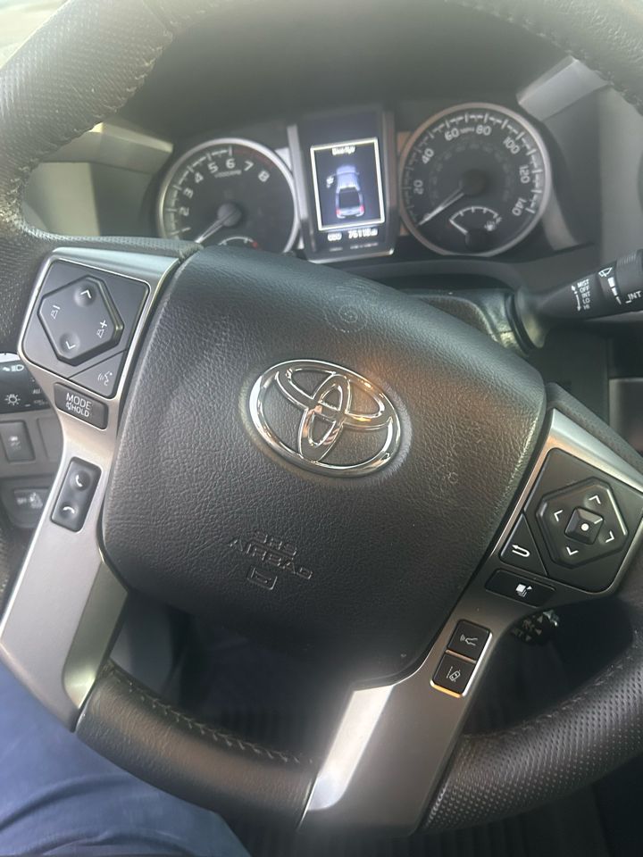 Toyota Tacoma 2WD Double Cab V6 AT SR5 (Natl) 2021