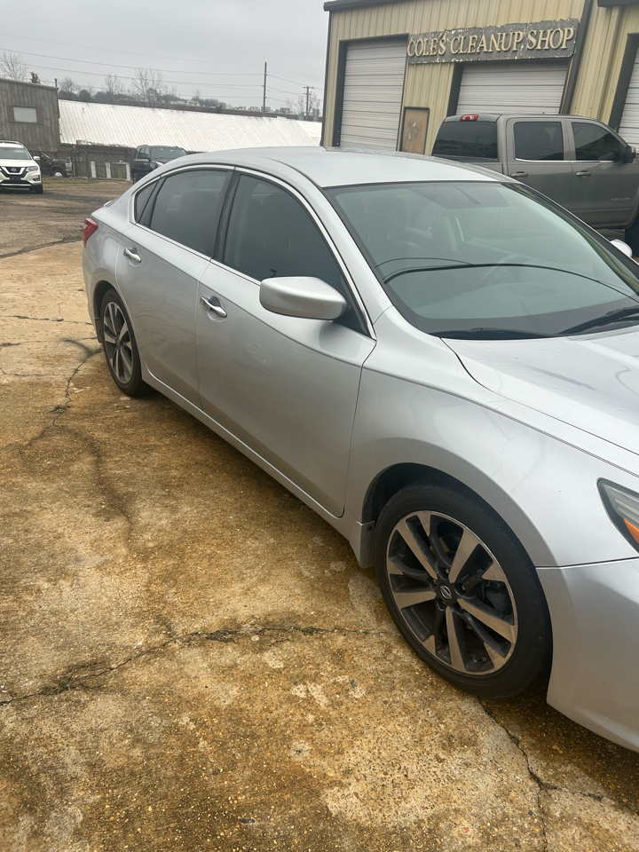 Nissan Altima 2.5 SR 2016