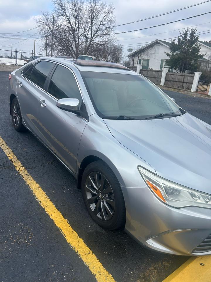 Toyota Camry XLE V6 2015