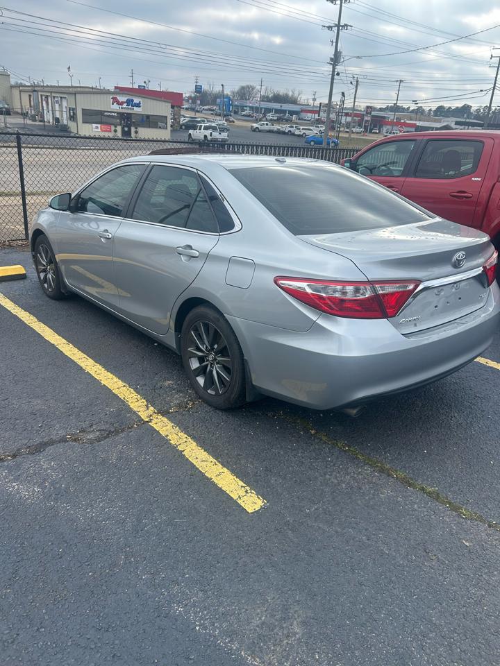 Toyota Camry XLE V6 2015