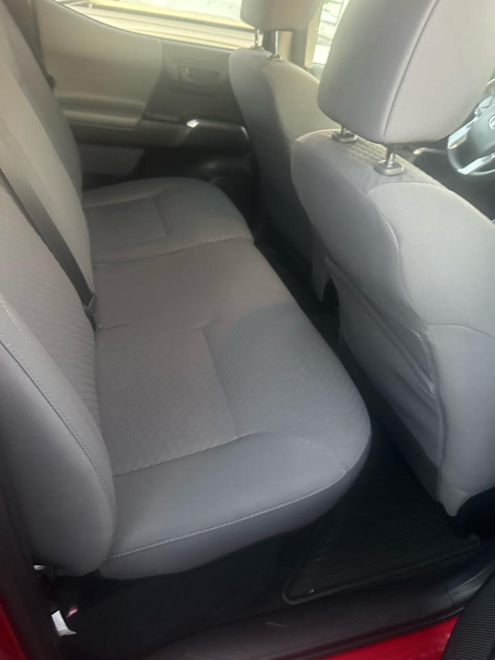 Toyota RAV4 FWD 4dr XLE (Natl) 2018