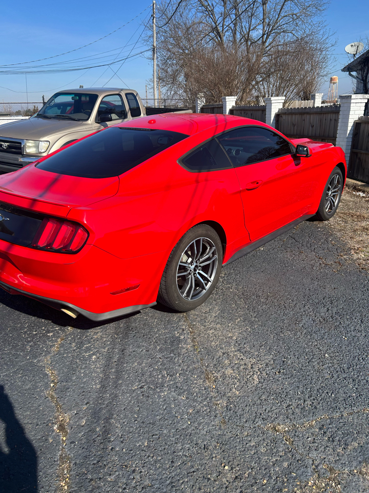 Ford Mustang EcoBoost Coupe 2017