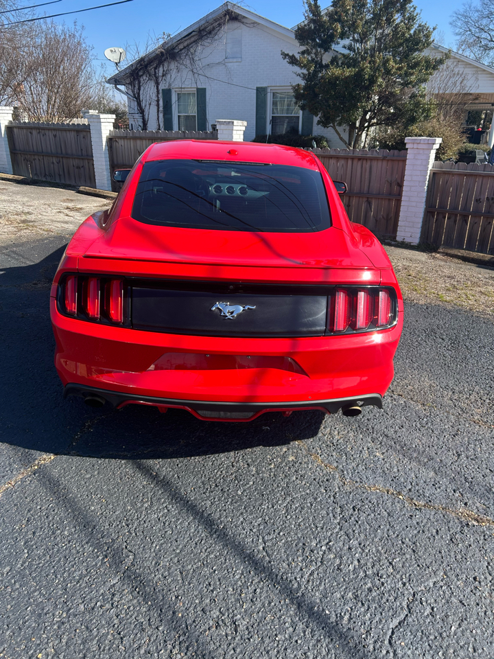 Ford Mustang EcoBoost Coupe 2017
