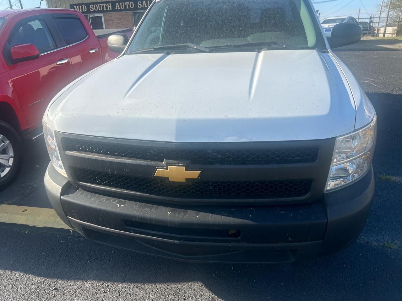 Chevrolet Silverado 1500 2WD Reg Cab 133.0" Work Truck 2012