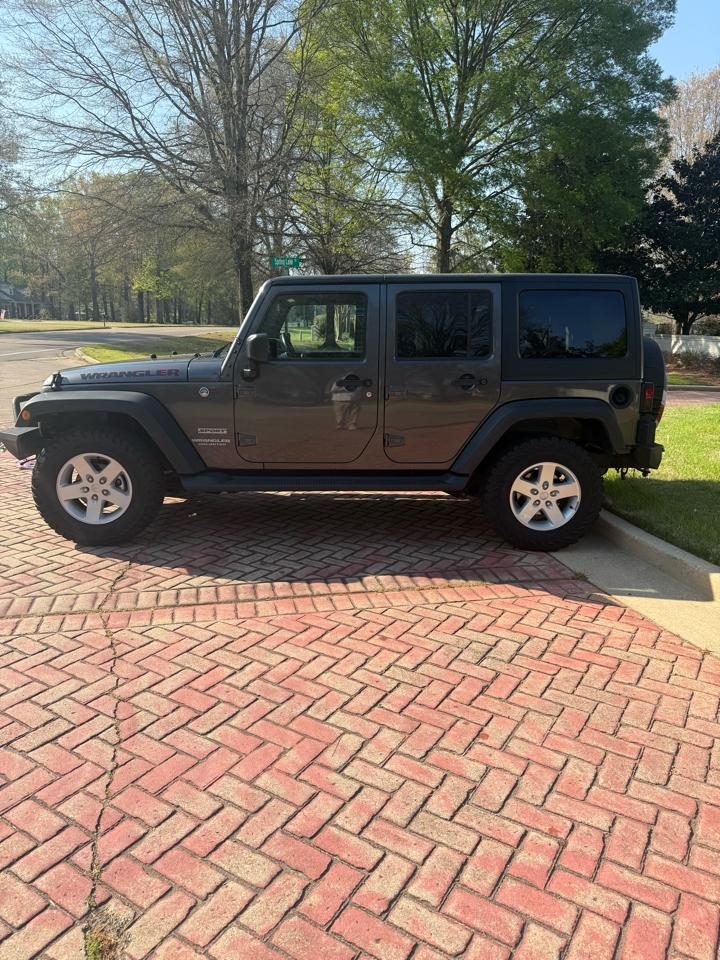 Jeep Wrangler Unlimited Sport 4WD 2017