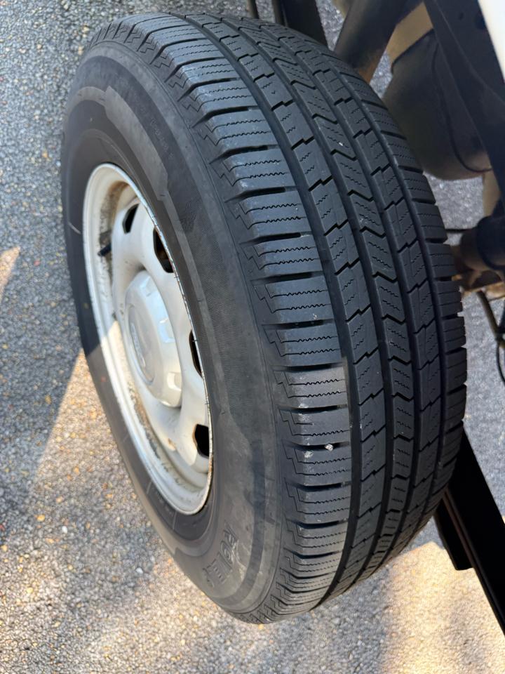 Ford F-150 2WD Reg Cab 122.5" XL 2013