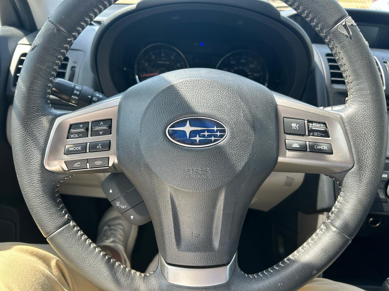 Subaru Forester 2.5i Touring 2015