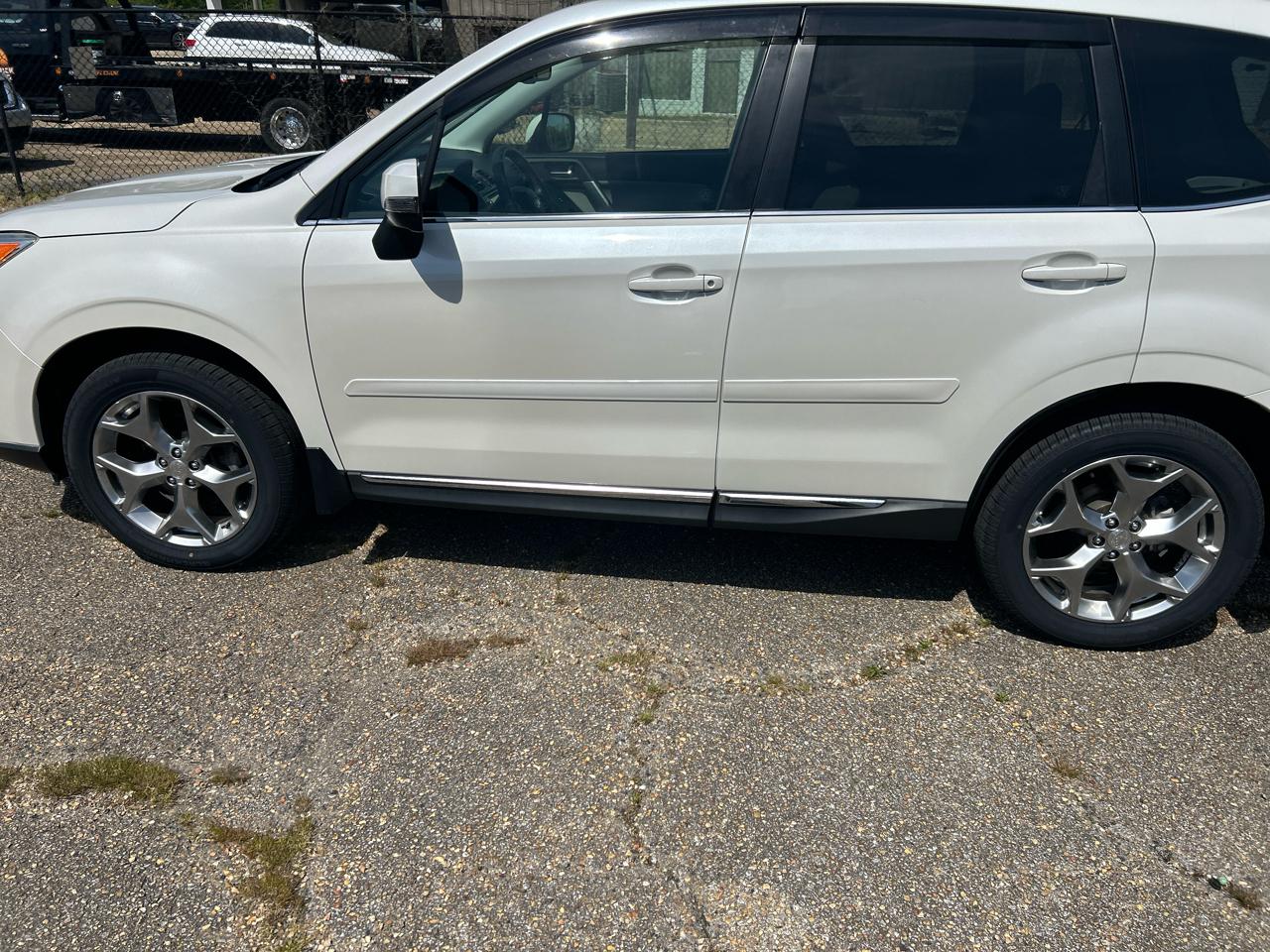 Subaru Forester 2.5i Touring 2015