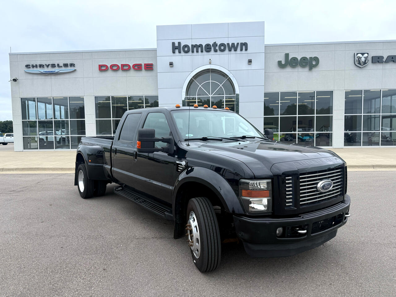2010 Ford F-450 SD Lariat Crew Cab 4WD DRW