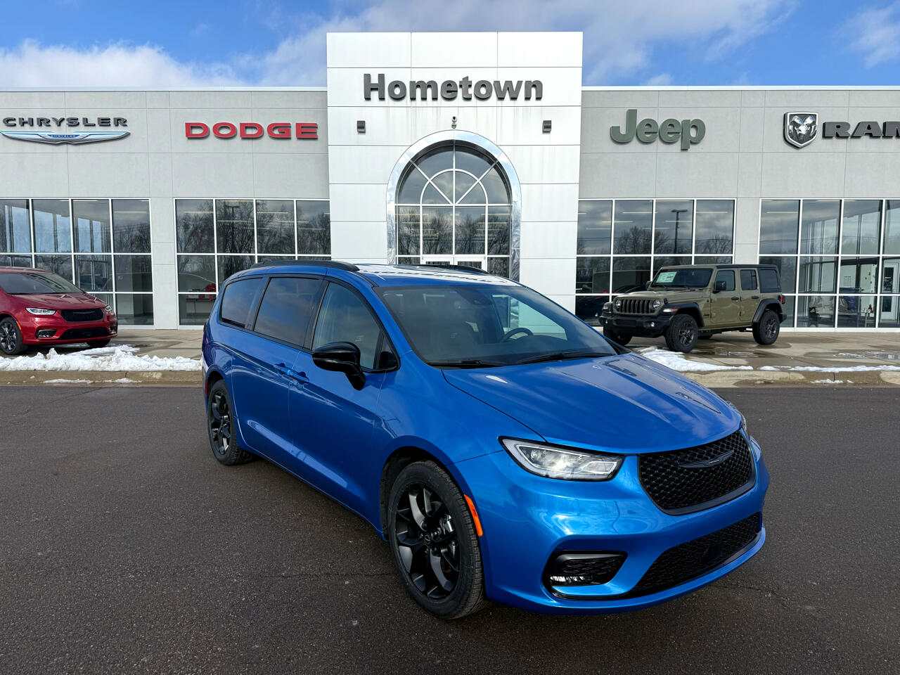 2026 Chrysler Pacifica Select