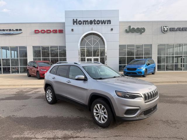 Silver 2021 Jeep Cherokee Latitude 4WD SUV / Crossover Four-Wheel Drive Automatic