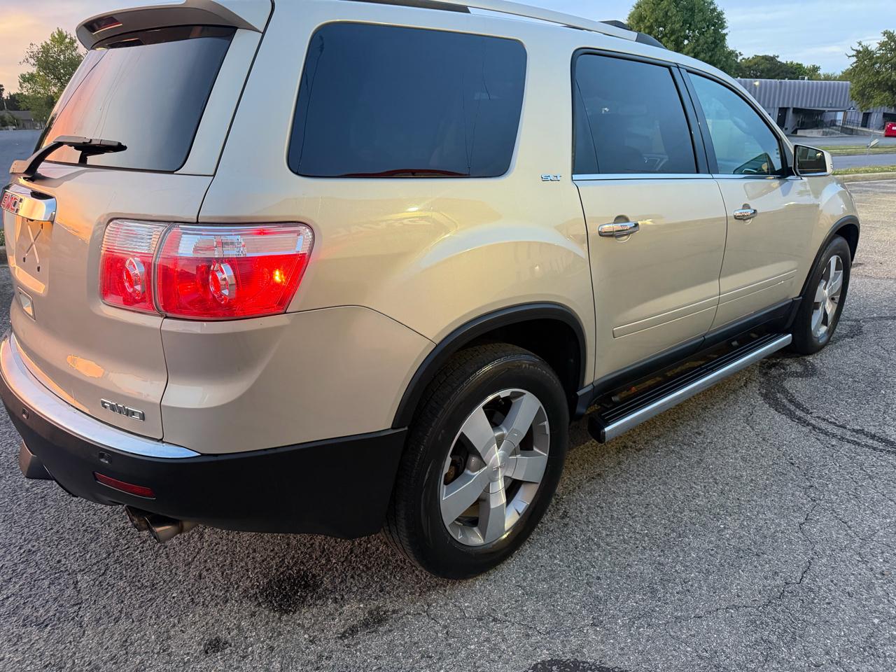 GMC Acadia SLT-2 AWD 2012