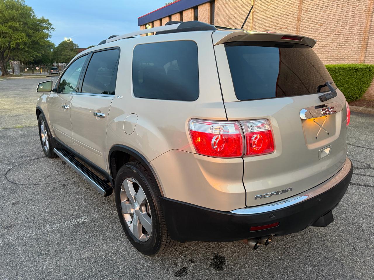 GMC Acadia SLT-2 AWD 2012