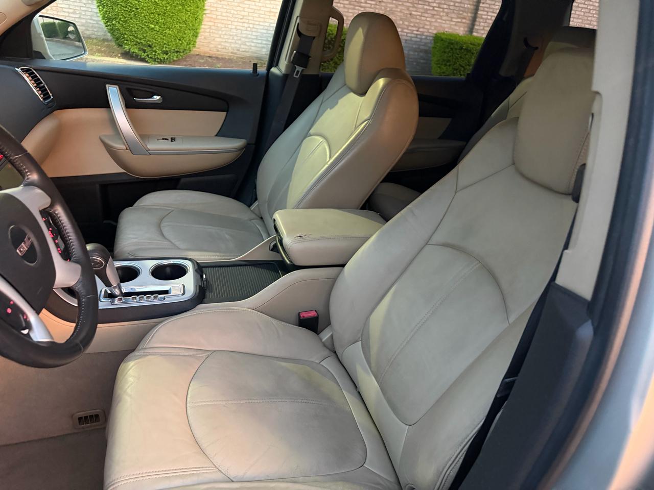 GMC Acadia SLT-2 AWD 2012