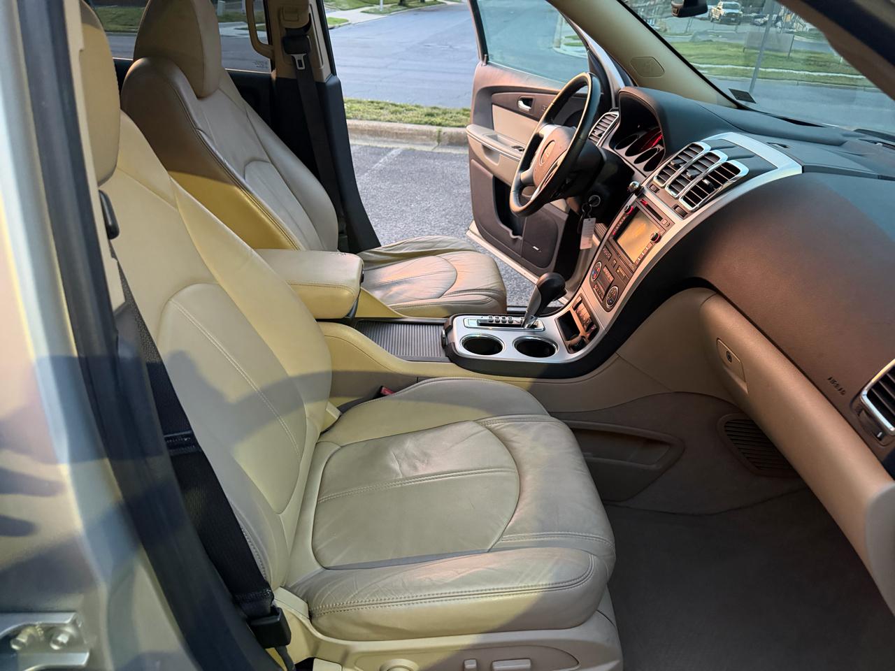 GMC Acadia SLT-2 AWD 2012