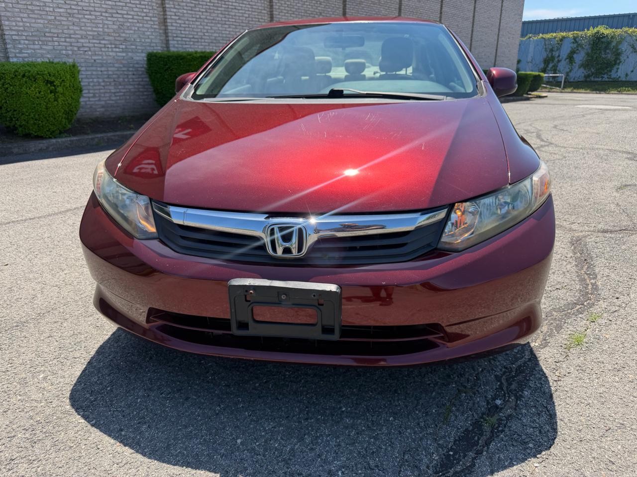Honda Civic LX Sedan 5-Speed AT 2012