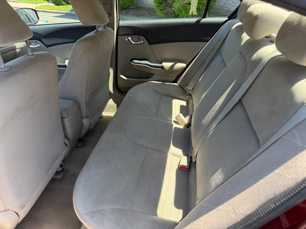 Honda Civic LX Sedan 5-Speed AT 2012