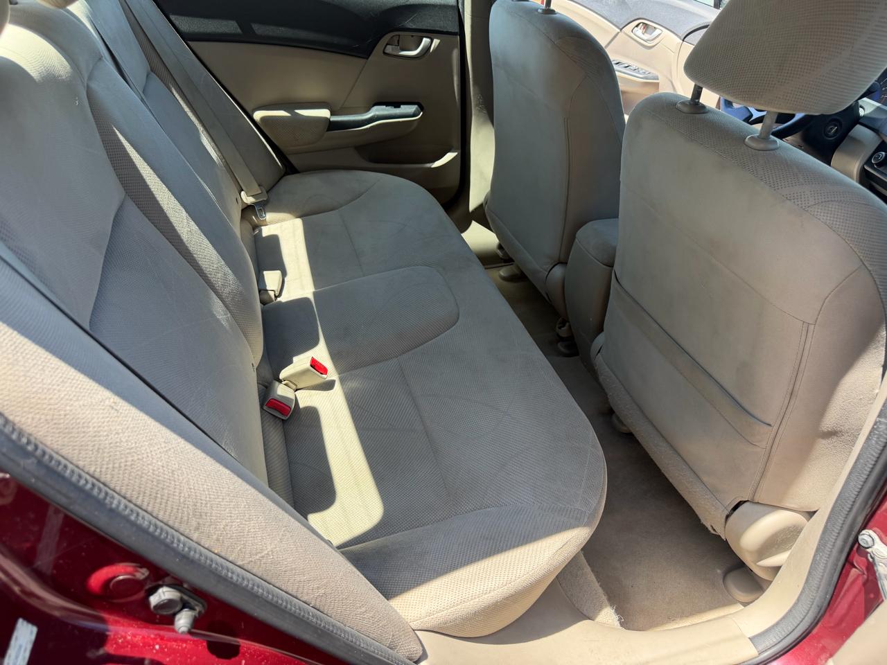 Honda Civic LX Sedan 5-Speed AT 2012