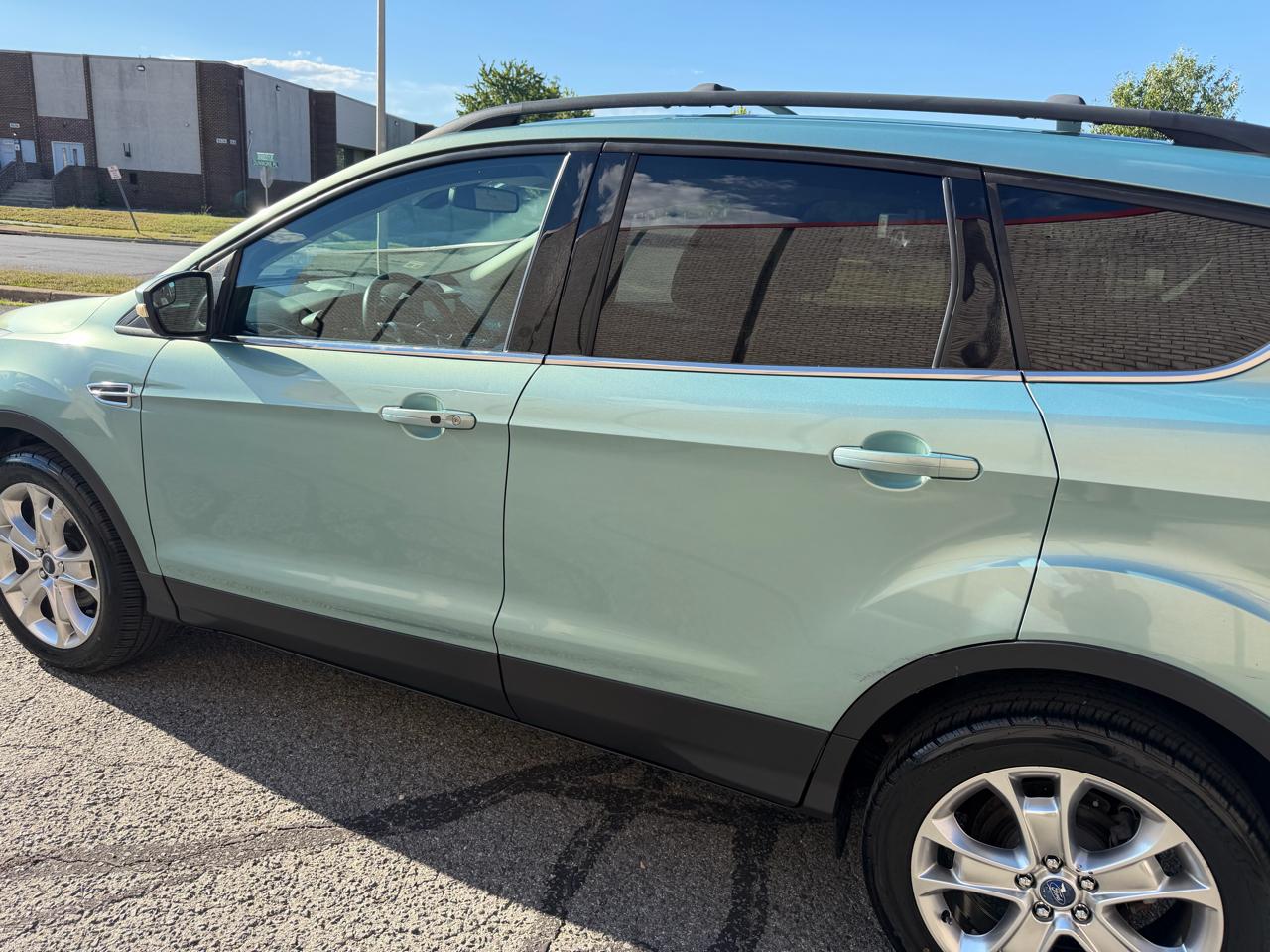 Ford Escape SEL FWD 2013