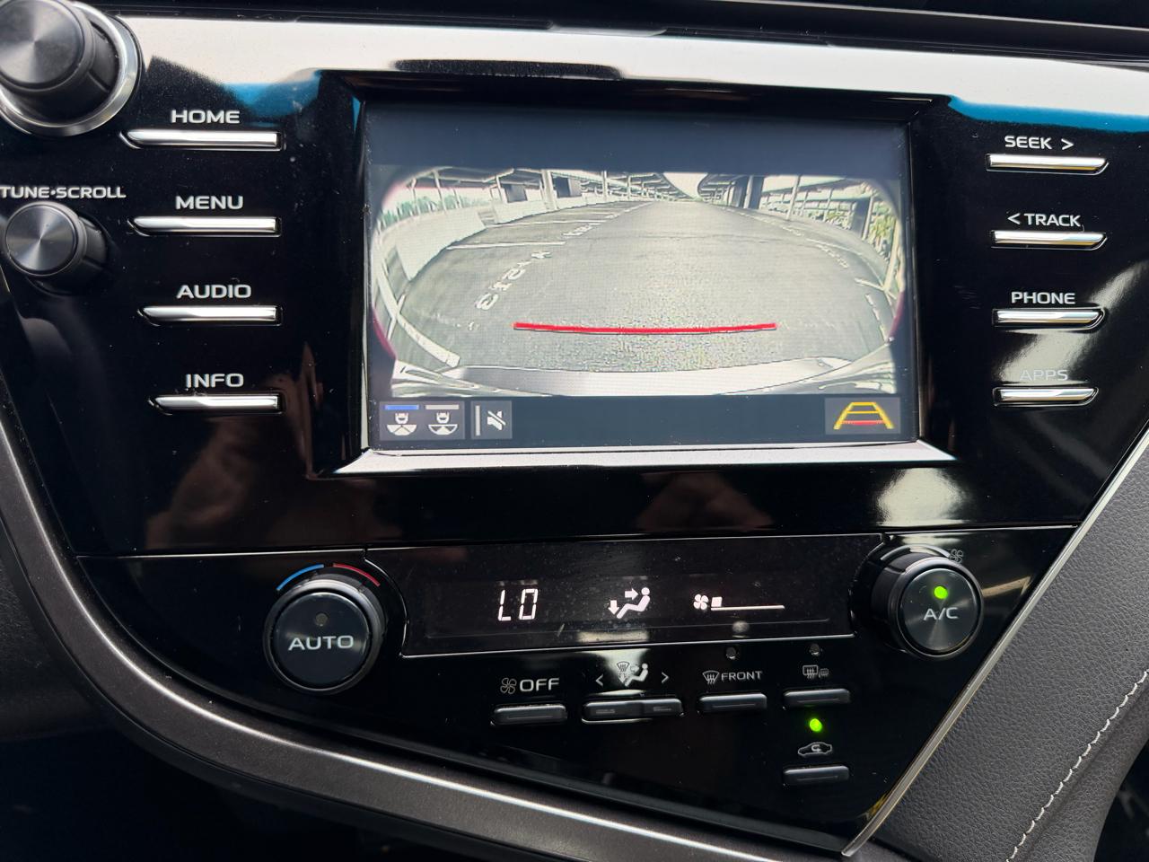 Toyota Camry L 2018