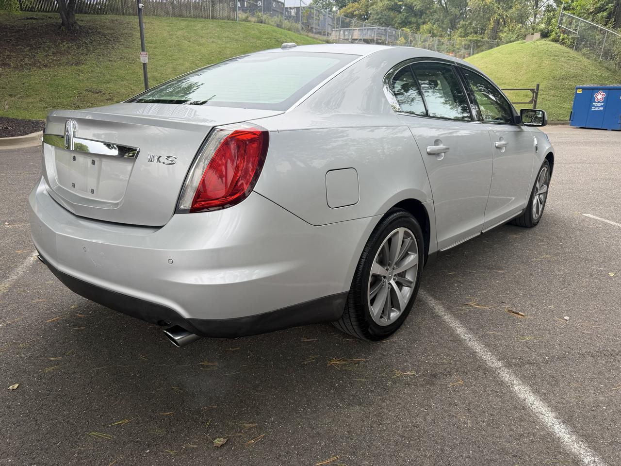 Lincoln MKS 3.7L FWD 2010
