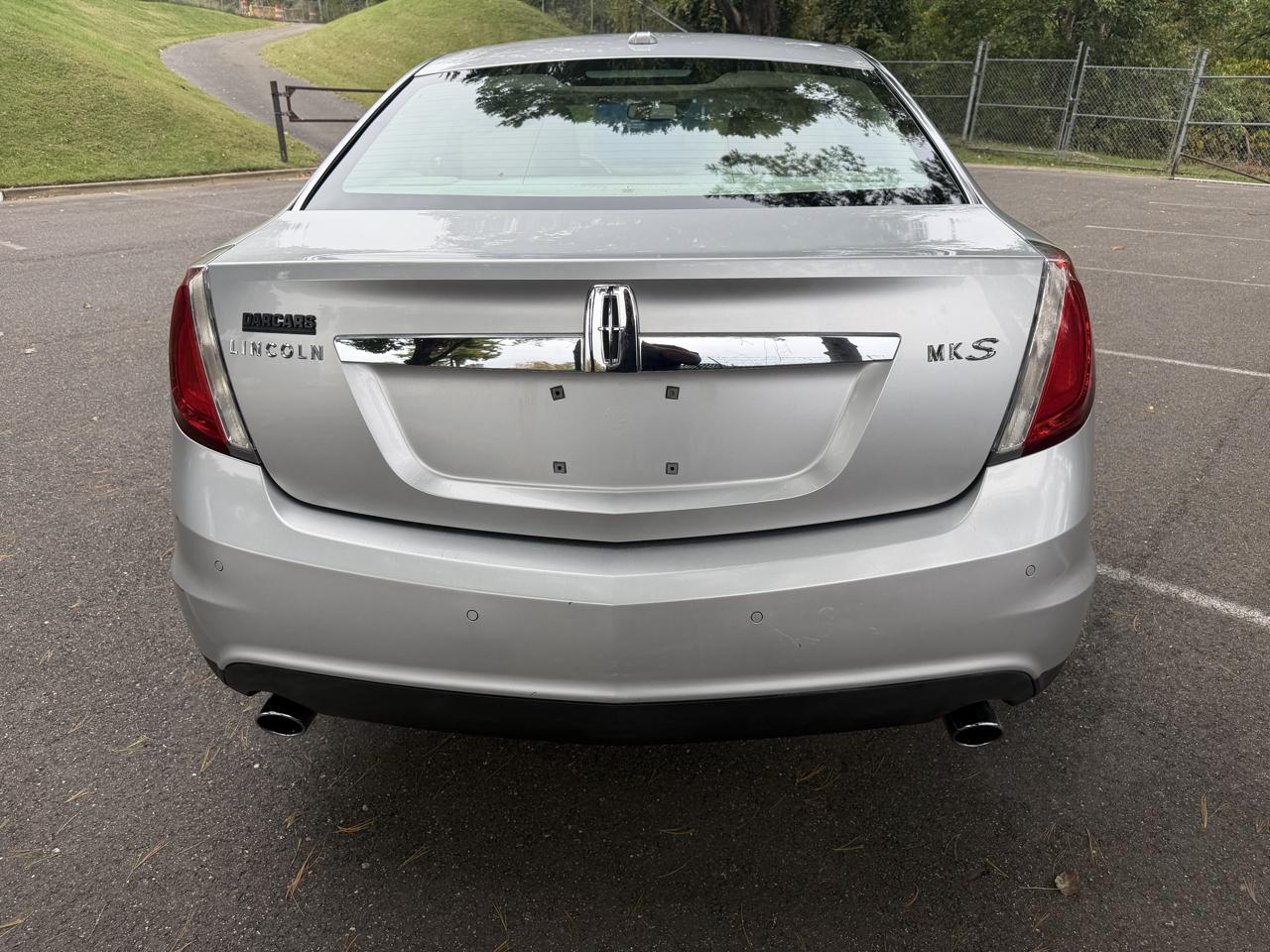 Lincoln MKS 3.7L FWD 2010