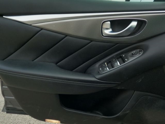 Infiniti Q50 Premium AWD 2014
