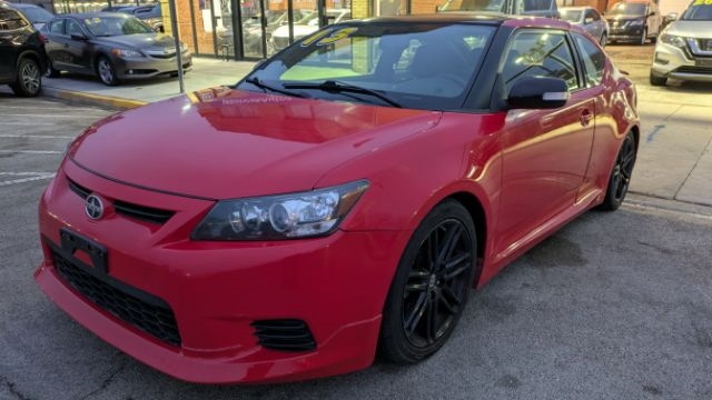 Scion tC Sports Coupe 6-Spd AT 2013