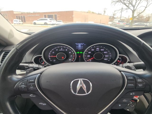 Acura TL 6-Speed AT 2012