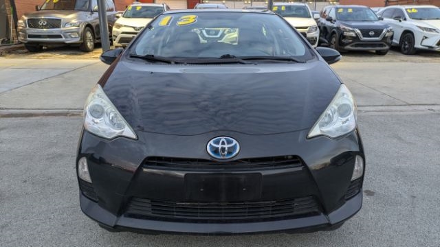 Toyota Prius c Four 2013