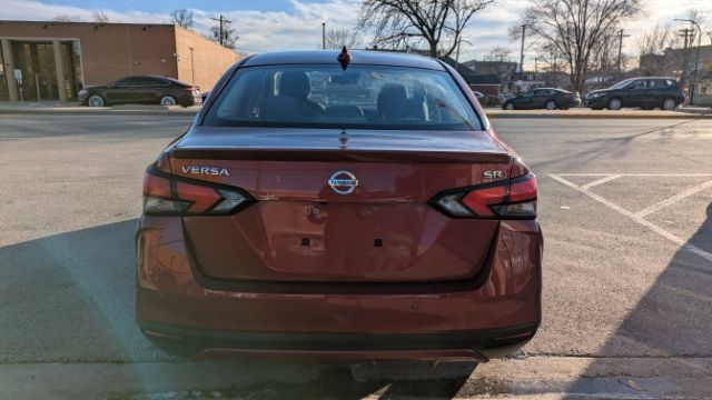 Nissan Versa SR 2020