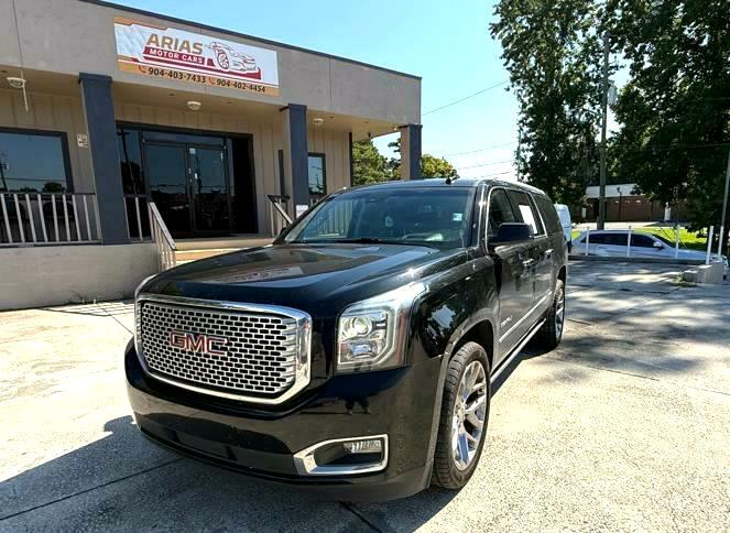 2017 GMC Yukon XL Denali 2WD