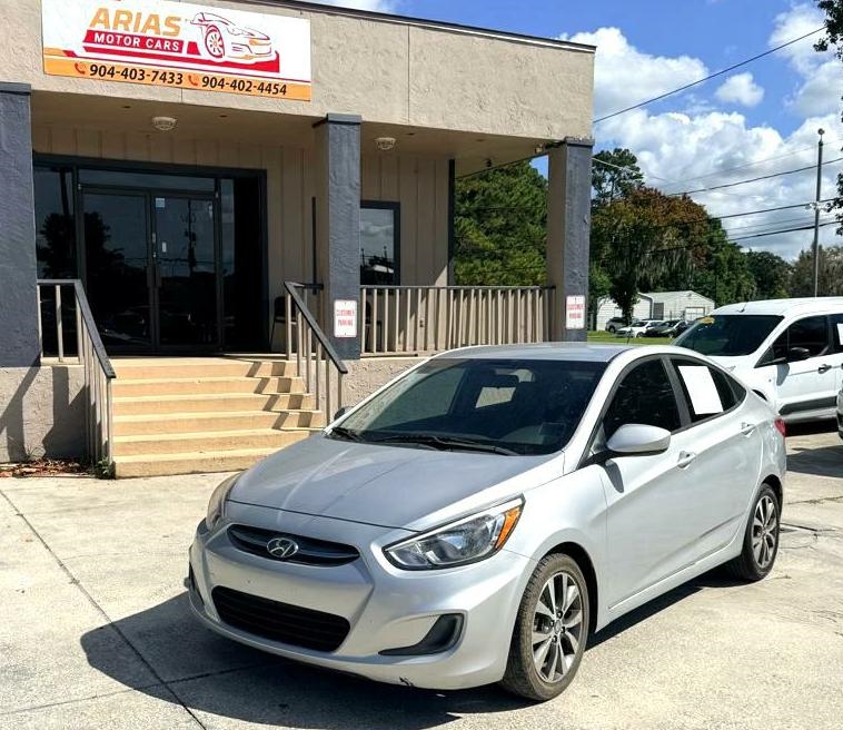2017 Hyundai Accent SE 4-Door 6A