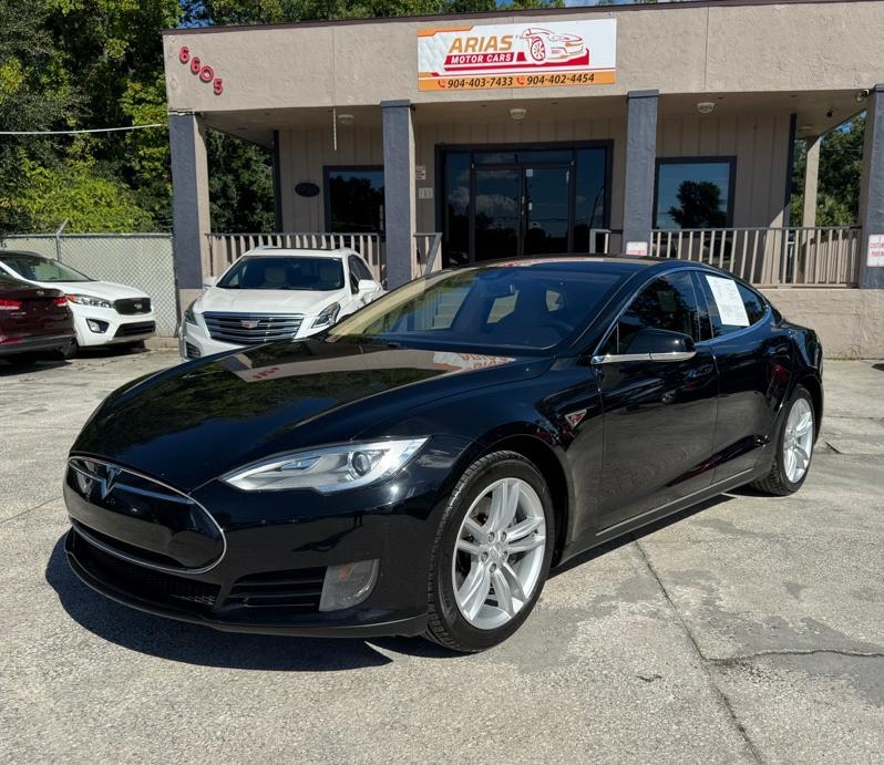 Tesla Model S Base 2014