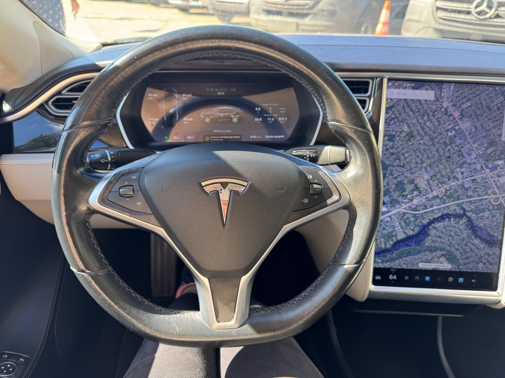 Tesla Model S Base 2014