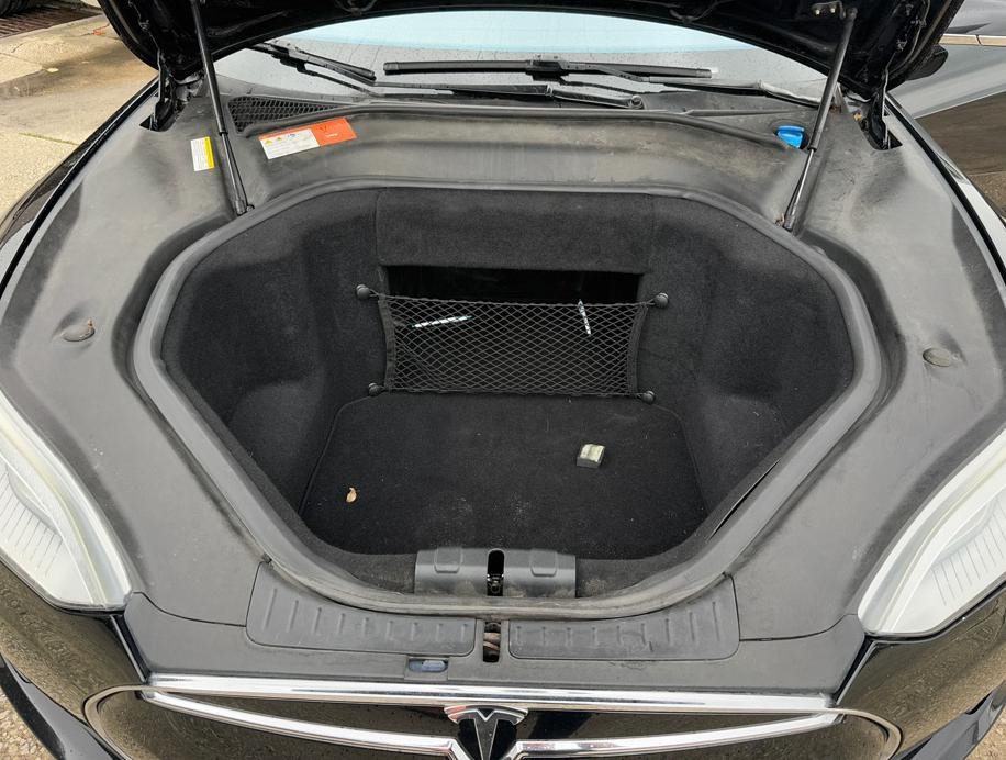 Tesla Model S Base 2014