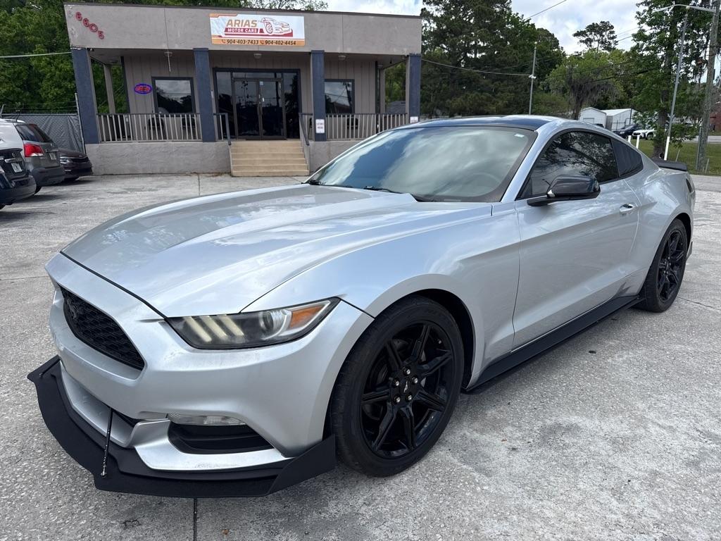 2017 Ford Mustang V6 Coupe